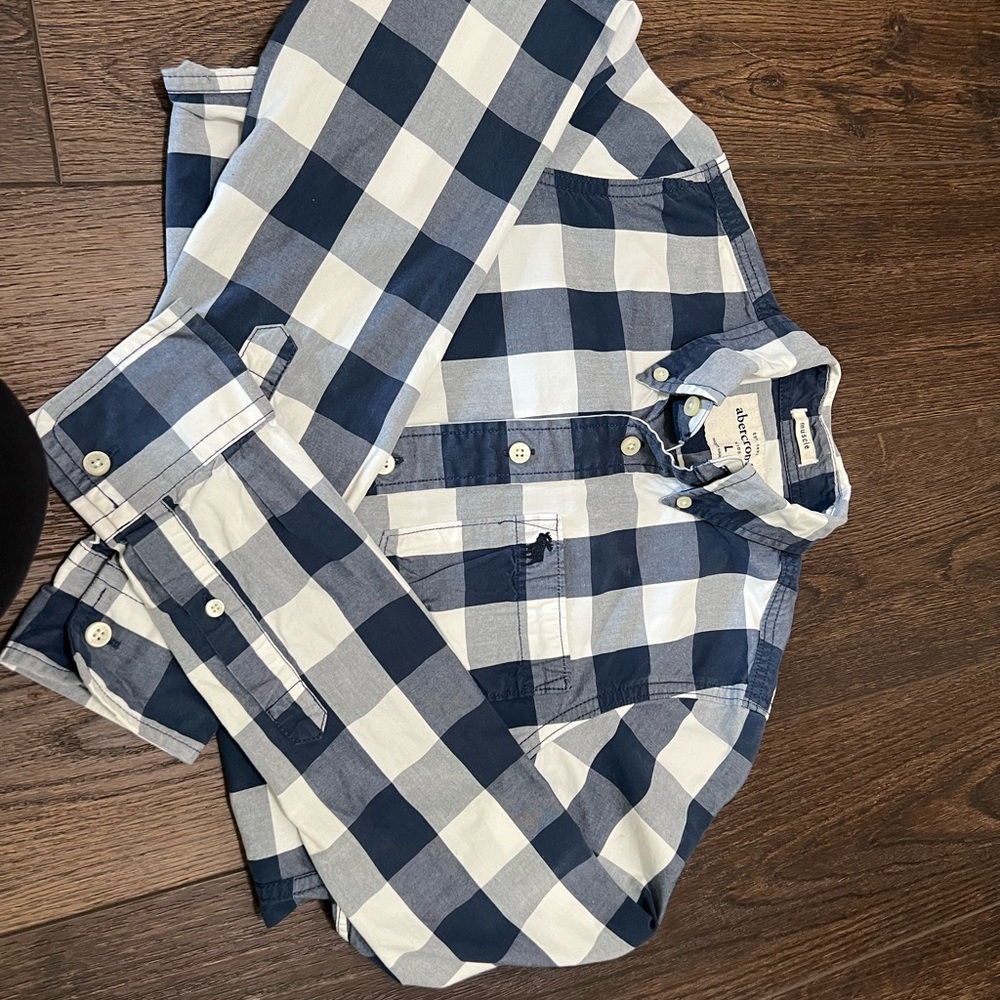 Abercrombie Blue and White Checkered Shirt Button Down Size Large